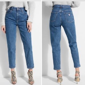 Guess high rise straight leg 90s mom jeans